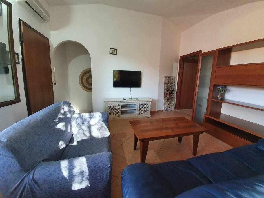 Casa Vacanze Lolivastro Àrbatax Exterior foto