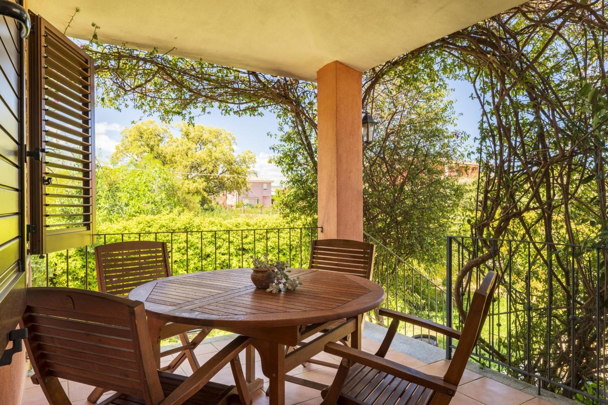 Casa Vacanze Lolivastro Àrbatax Exterior foto